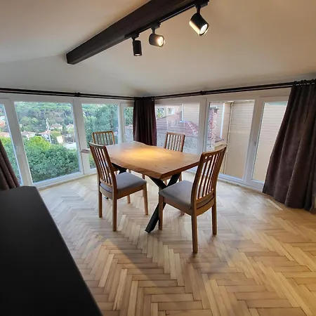 Apartamento Breathtaking Bosphorus View Amidst Hills *